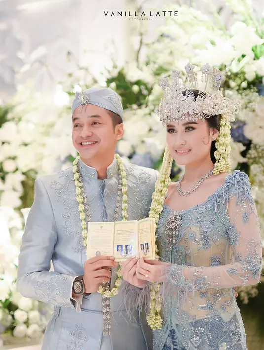 Angbeen Rishi dan Adly Fairuz (Instagram/adlyfayruz)