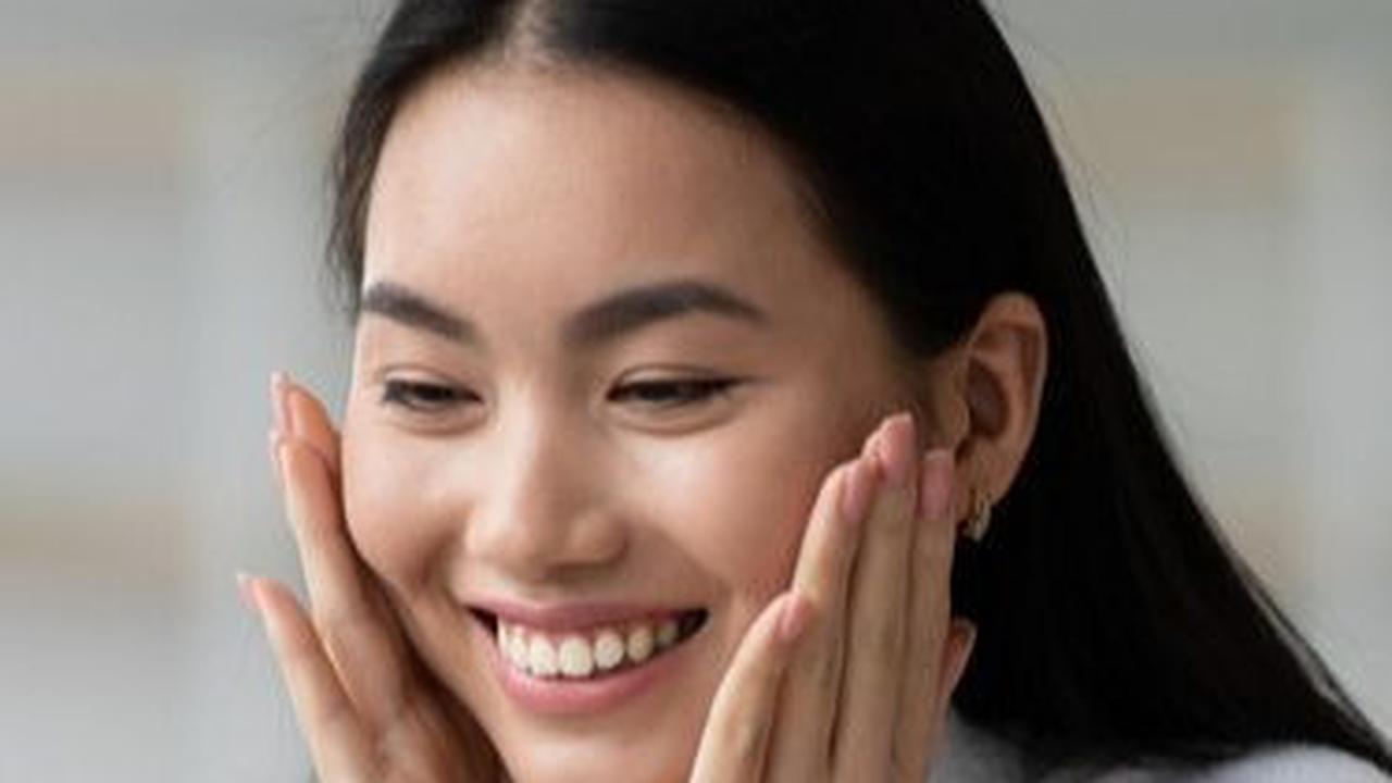 2. POND'S Age Miracle Night Cream<br>