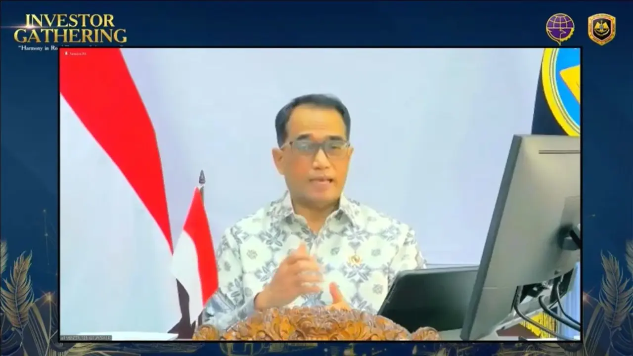 Menteri Perhubungan Budi Karya Sumadi dalam acara Investor Gathering "Infrastructure Land Transportation Outlook yang diselenggarakan Ditjen Perhubungan Darat Kemenhub secara daring, Senin (4/10/2021). (Dok Kemenhub)