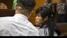 Kuasa hukum terpidana mati asal Filipina Mary Jane Fiesta Veloso masih menunggu proses hukum selanjutnya pascaditundanya eksekusi mati kepada kliennya. Pihak kuasa hukum masih was-was karena eksekusi Mary Jane hanya ditunda, bukan dibatalkan.