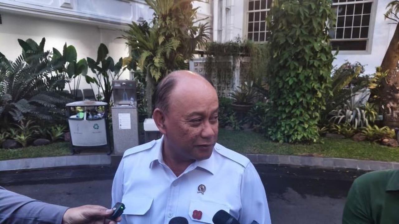 Terungkap! Ompreng MBG Diduga Berlumur Minyak Babi dari China, BGN Ancam Ganti Seluruhnya