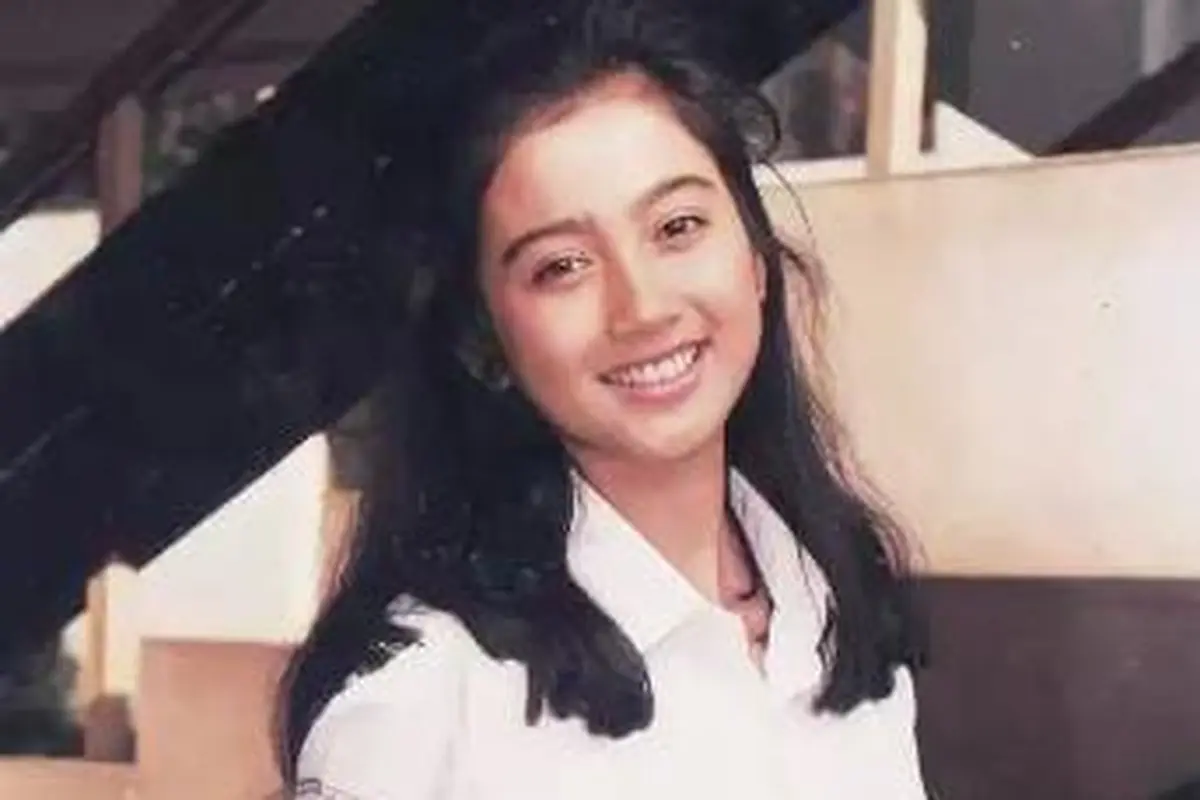 Desy Ratnasari saat SMA (Foto: Dream)
