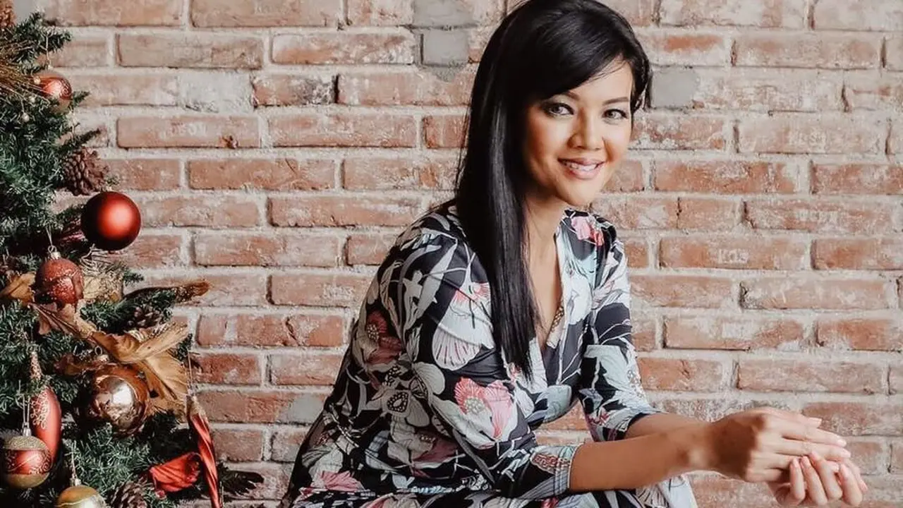 Cantik Sensual, 5 Gaya Liburan Chef Farah Quinn Bikin Super Iri