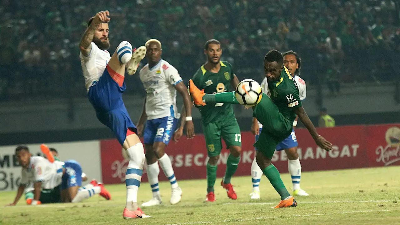 Persebaya Surabaya Vs Persib Bandung