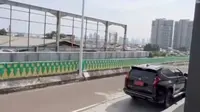 Polisi Selidiki Video Viral Mobil Diduga Berpelat TNI Masuk di 'Jalur Langit' TransJakarta