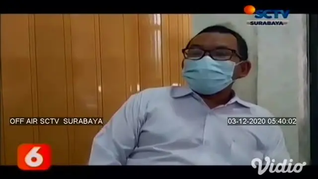 Suasana haru menyelimuti kedatangan jenazah Dr. Sardjono Utomo saat melaksanakan salat jenazah dan do'a bersama. Seorang dokter yang pernah menjabat sebagai Direktur RSUD di Pamekasan, Jawa Timur meninggal dunia akibat terpapar Covid-19.