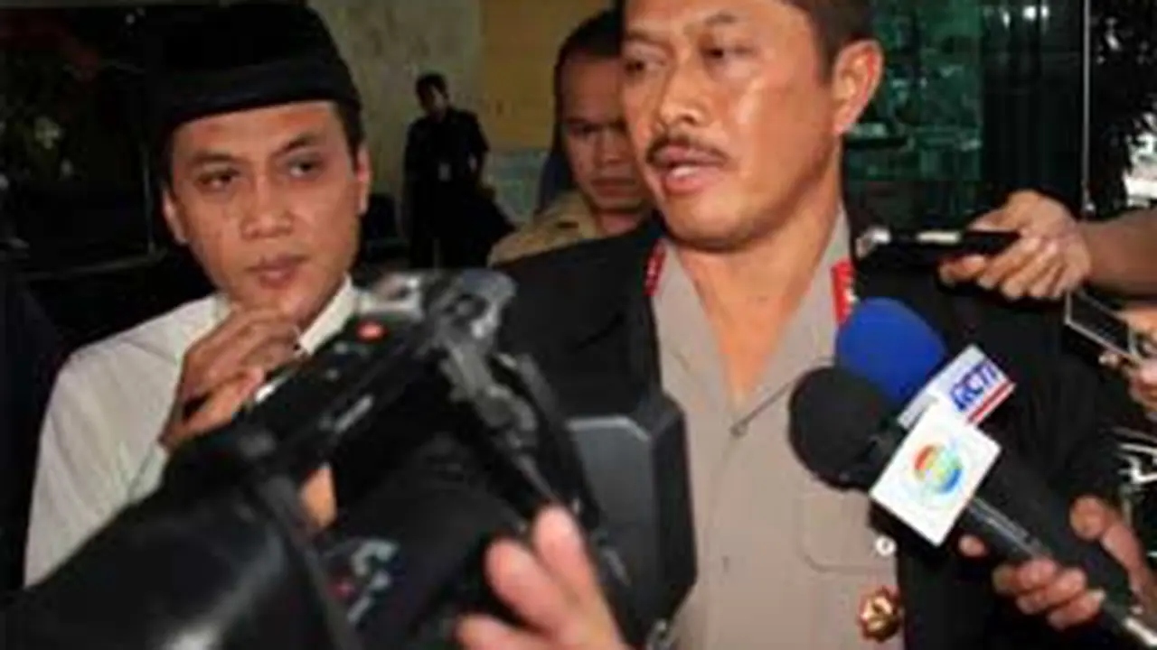 110301bnanan-sukarna.jpg