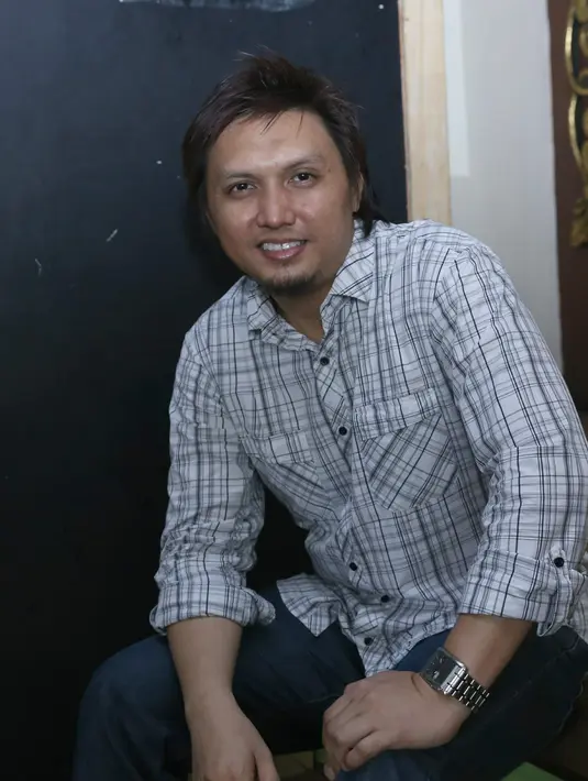 Kembali ke dunia musik, selain keinginan dari mendiang ibunya, Icha pingin membuat bangga anaknya yang memiliki ayah seorang musisi. (Andy Masela/Bintang.com)