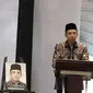 Gubernur NTB, TGB Muhammad Zainul Majdi memberi sambutan pada acara penggalangan dana untuk Lombok-Sumbawa di Jakarta, Jumat (14/9). Acara tersebut bersamaan dengan peluncuran buku TGBNomics. (Liputan6.com/Herman Zakharia)