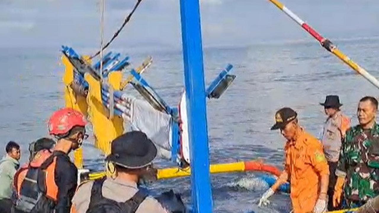 Update Pencarian Korban KMP Tunu Pratama Tenggelam, Satu Jenazah Diduga Korban Ditemukan di Pantai Pengambengan