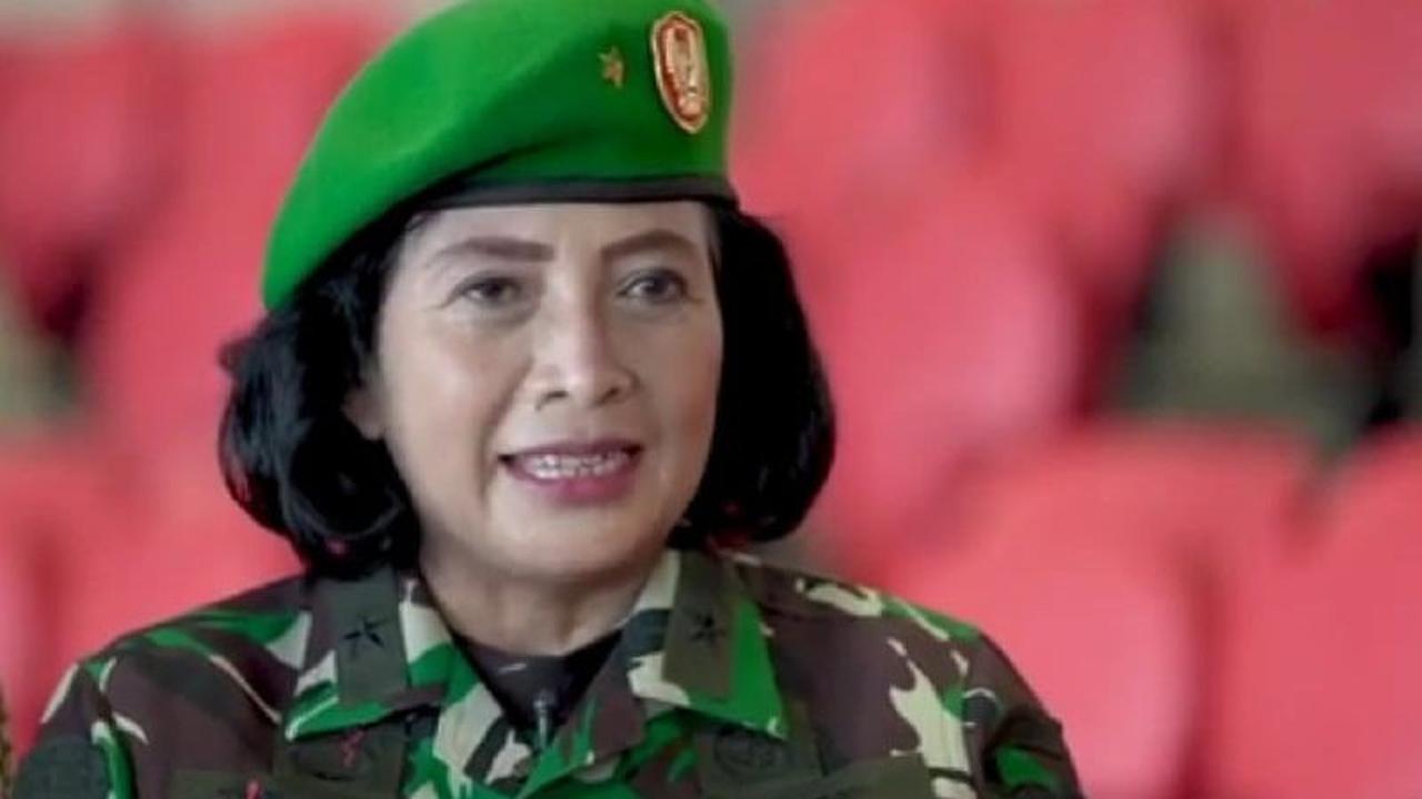 Profil Mayjen Dian Andriani