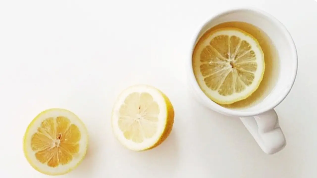 5 Manfaat Minum Lemon Hangat untuk Saur