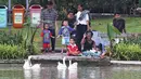 Pada tahun 2002,taman ini kembali direnovasi Dinas Pertamanan sehingga lebih sesuai untuk digunakan sebagai taman publik. (Liputan6.com/Angga Yuniar)