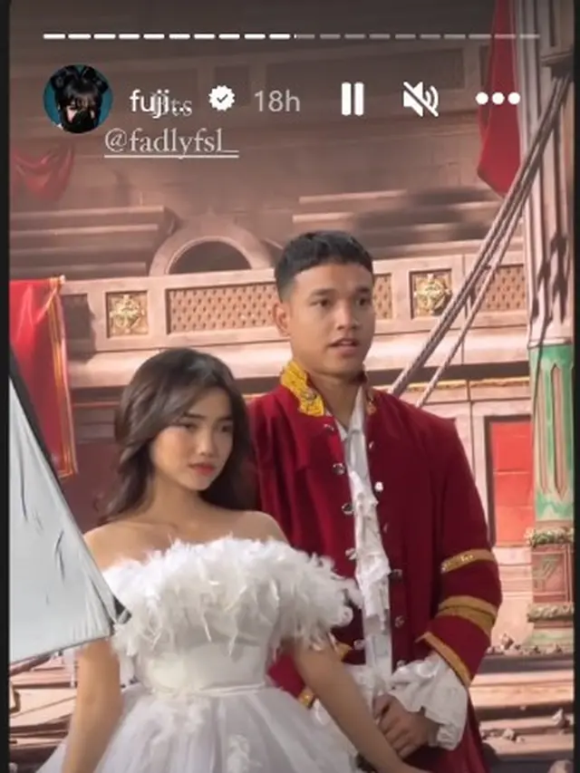 Potret Fuji dan Fadly Faisal di Balik Behind the Scene Video TikTok Replay 