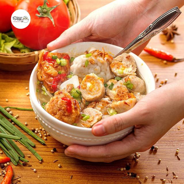 Menu bakso di Bakwan Sowan