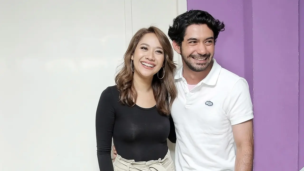 [Fimela] Bunga Citra Lestari dan Reza Rahadian