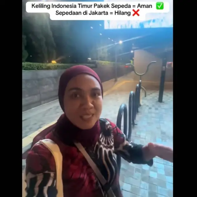 Wanita yang Kehilangan Sepeda di Stasiun MRT Dapat Hadiah Sepeda Gratis dari Komunitas.  foto: TikTok @campervangirl01