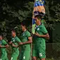 PSMS menggelar latihan jelang menghadapi Persija pada lanjutan Gojek Liga 1 bersama BukaLapak (Liputan6.com/Reza Efendi)