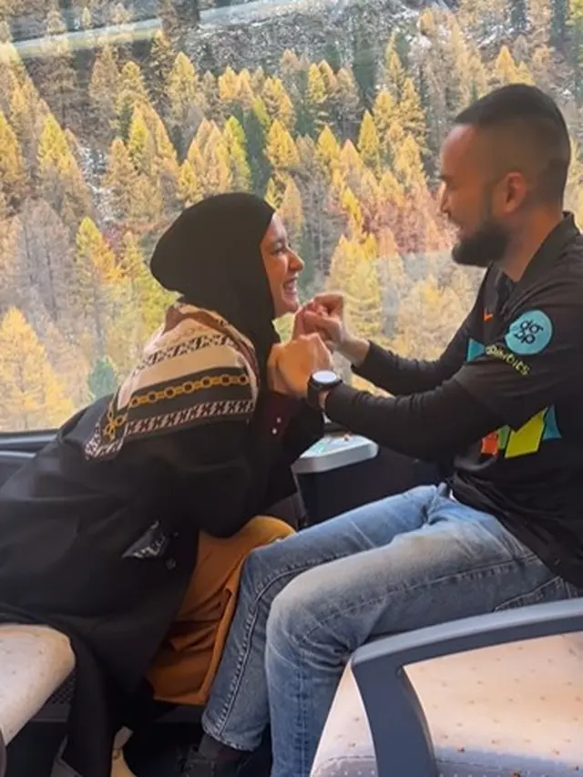 Shireen Sungkar dan Teuku Wisnu liburan berdua (Instagram/shireensungkar)