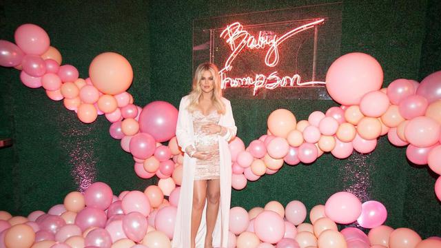 [Bintang] Khloe Kardashian