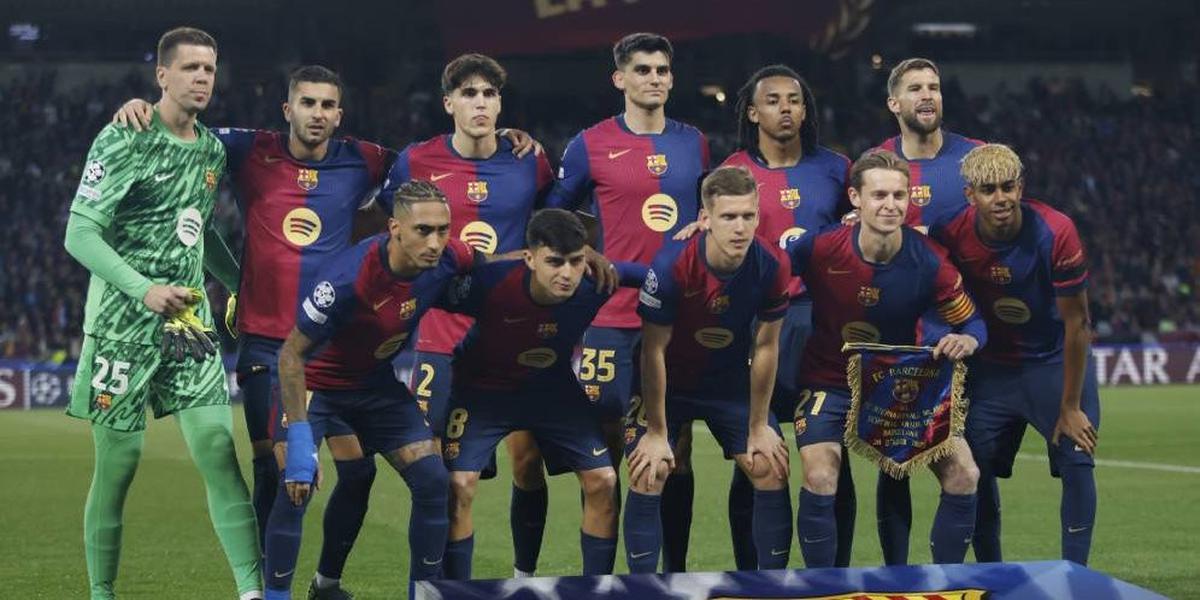 Barcelona Takkan Cari Kiper Baru meski Szczesny Mendadak Abu-abu