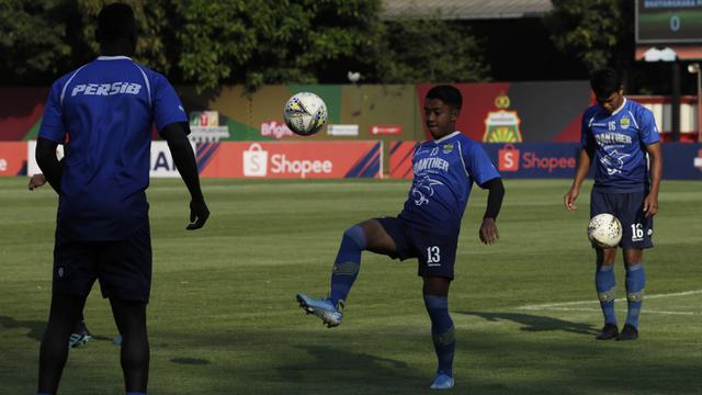 Persib Latihan di PTIK