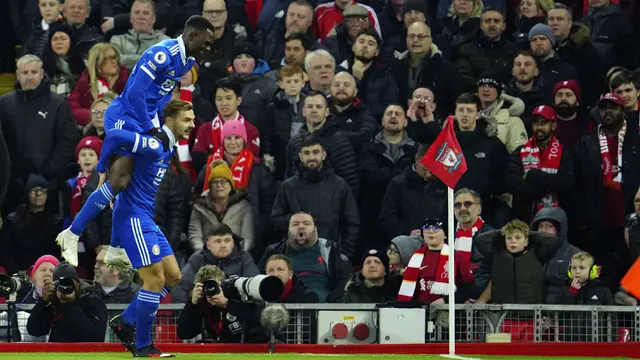 Foto: Aksi Pemain Leicester saat jadi Pahlawan Kemenangan Liverpool di Liga Inggris, Beri Kado Dua Gol Bunuh Diri Jelang Tahun Baru
