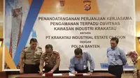 Penandatanganan MoU dilakukan Direktur Utama PT KIEC, Priyo Budianto dengan Direktur Pengamanan Objek Vital (Ditpamobvit) Polda Banten, Komisaris Besar Polisi (Kombes Pol) M. Hidayat.