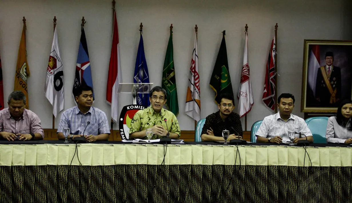 Komisi Pemilihan Umum memutuskan dua pasangan Calon Presiden & Wakil Presiden 2014. Jakarta (31/5/14) (Liputan6.com/Andrian M Tunay)