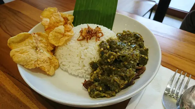 Aku, Kamu dan Jakarta, Kumpulan Cerita Penghuni Ibu Kota di Dinding Rumah Sagaleh