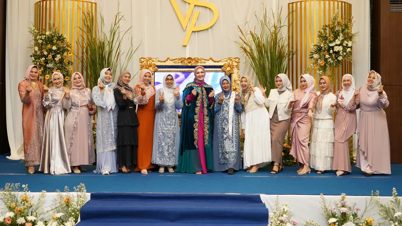 Komunitas pengusaha fashion memberikan dukungan penuh kepada pasangan calon bupati dan wakil bupati nomor urut 2, Setyo Wahono-Nurul Azizah jadi pemimpin Bojonegoro (Istimewa)
