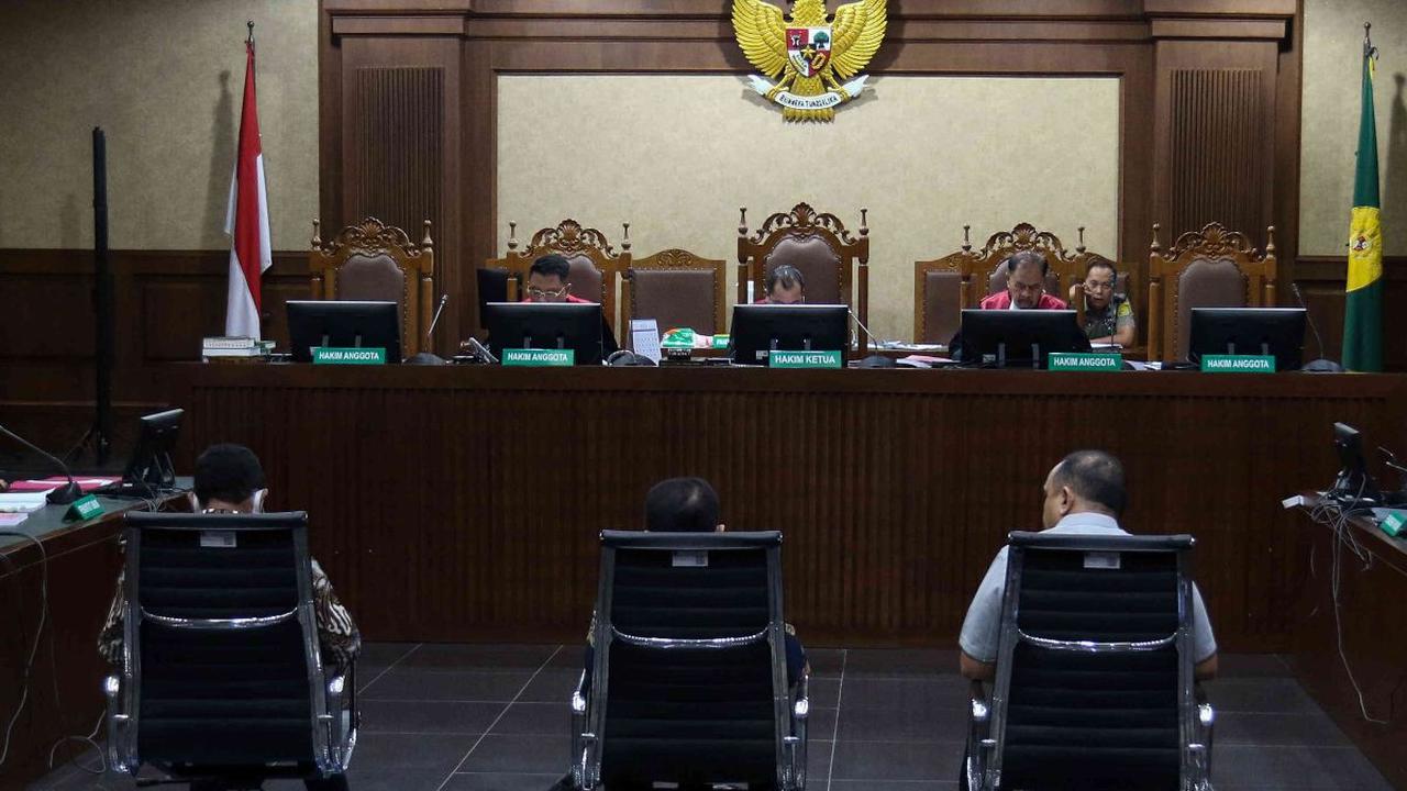 Di sisi lain, Windi Purnama membeberkan uang Rp7 miliar dari Yusrizki berdasar yang Windi ambil dari sosok Jefri.<br>
