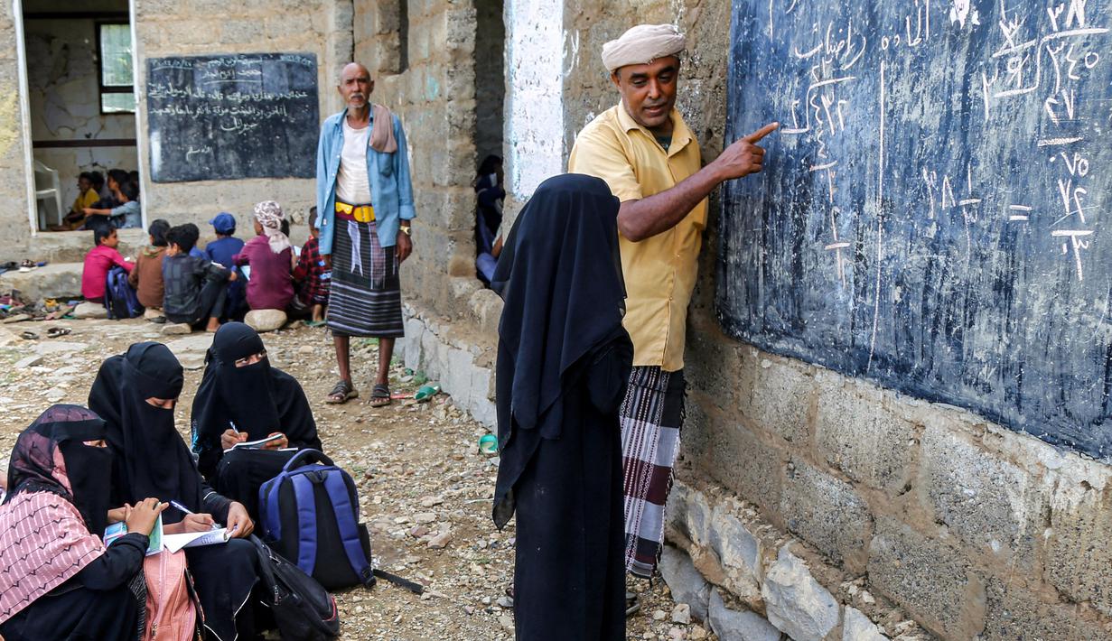 Kekerasan dan kekacauan terjadi ketika kelompok pemberontak Houthi yang didukung Iran menguasai sebagian besar negara itu. (Khaled ZIAD/AFP)
