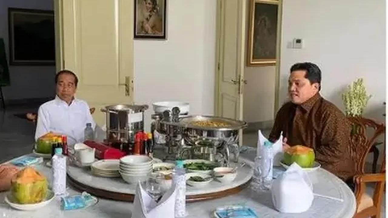 Menteri BUMN, Erick Thohir mengungkapkan bahwa pertemuannya dengan Presiden Joko Widodo dan Menteri Pertahanan Prabowo Subianto di Istana Bogor, Minggu (16/7), membahas mengenai industri pertahanan.