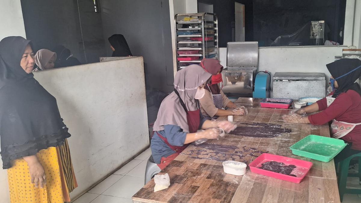 Berbekal Pinjaman Modal dan Pendampingan BRI, Perempuan Tangguh Ini Dirikan Kelompok Wanita Tani di Kaki Gunung Ciremai