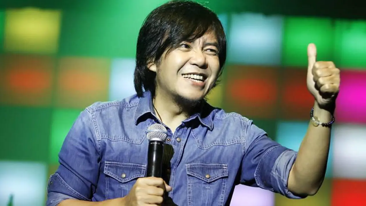Ari Lasso - D'Liquid Clarion Hotel Makassar