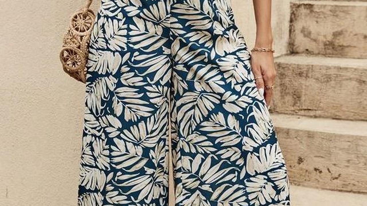 <b>Wide Leg Pant dengan Desain Melebar di Bawah</b>