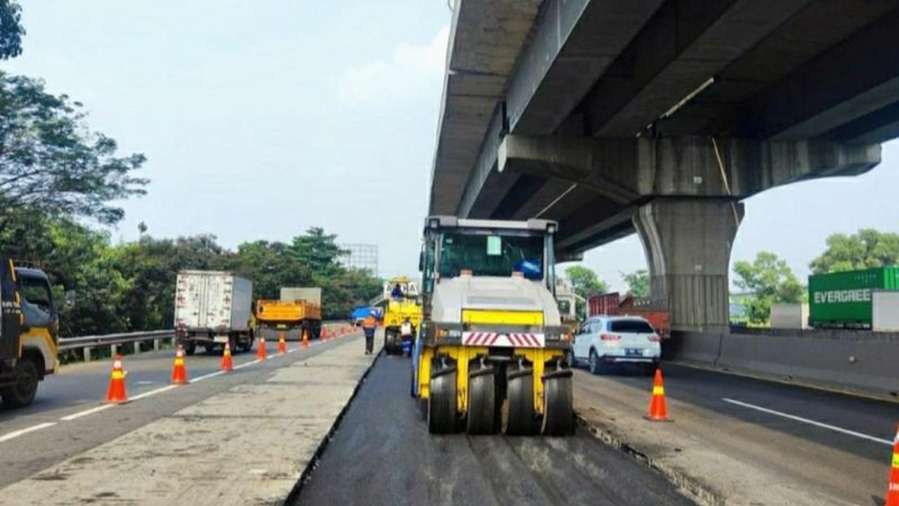 Jasamarga Gelar Pemeliharaan Rutin Tol Jakarta-Cikampek, Pastikan Keamanan dan Kenyamanan Pengguna Jalan