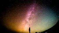 Quotes about dreams to inspire yourself. (Photo: Greg Rakozy/Unsplash)