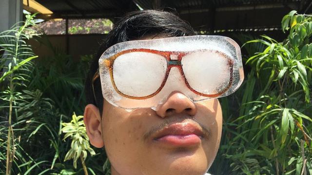 Ingin Tampil Beda, Ini 7 Potret Kreasi Kacamata dengan Desain Unik