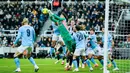 Tiket final Carabao Cup kini hampir dipastikan milik City. Meski demikian, Newcastle masih menyimpan harapan untuk membalikkan keadaan di laga penentuan nanti. (AP Photo/Dave Thompson)