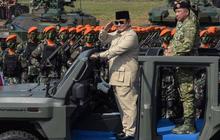 FOTO: Presiden Prabowo Pimpin Upacara Gelar Pasukan Operasional dan Kehormatan Militer di Batujajar