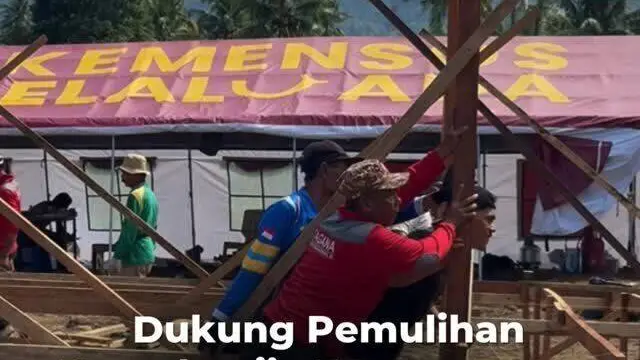 Dukung Pemulihan Pascabanjir, Tagana Bantu Percepatan Huntara di Kota Padang