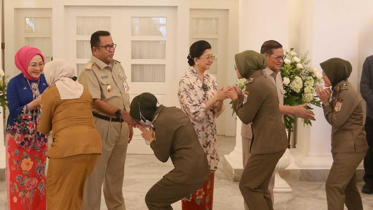 FOTO: Pramono-Rano Halal Bihalal dengan ASN Di Balaikota DKI