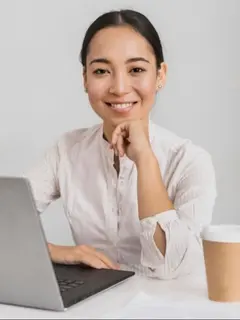 Tips bekerja secara profesional tanpa mengejar jabatan. (foto: jcomp/freepik)