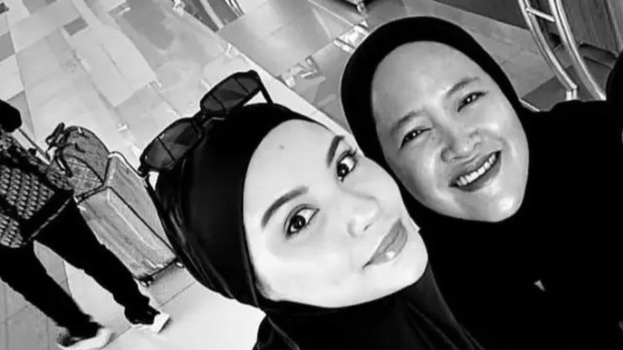 7 Potret Alyssa Daguise Tunangan Al Umroh, Tepis Kabar Pacaran Beda Agama