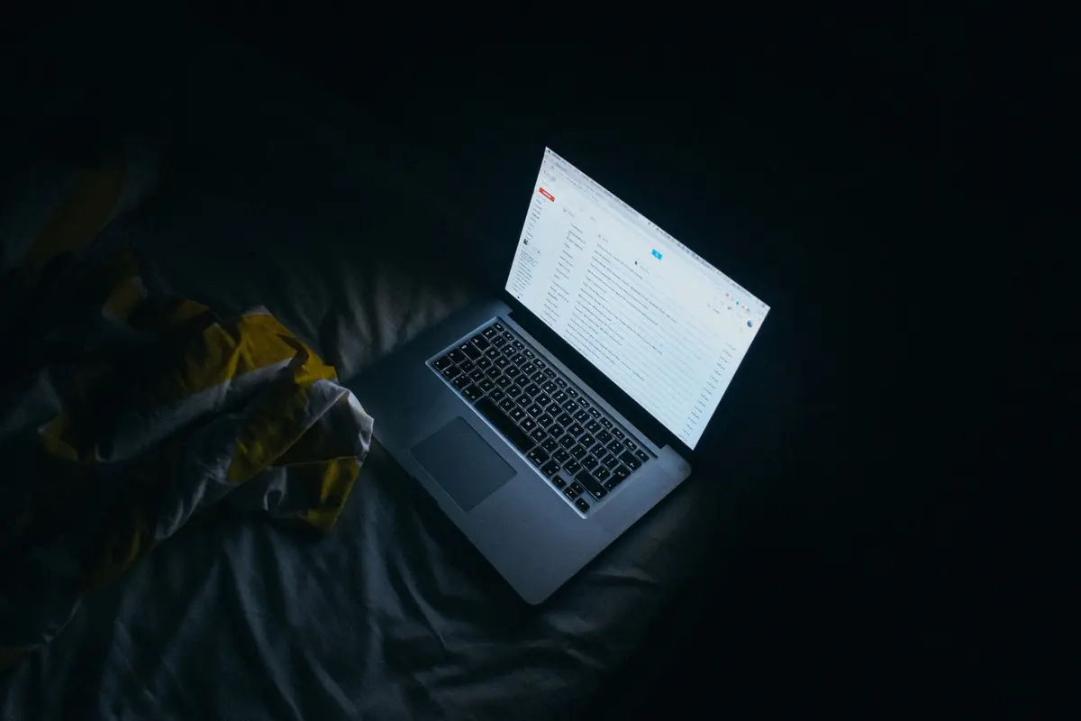 5 Zodiak Susah Tidur, Bisa Jadi Teman Begadang Terasyik!