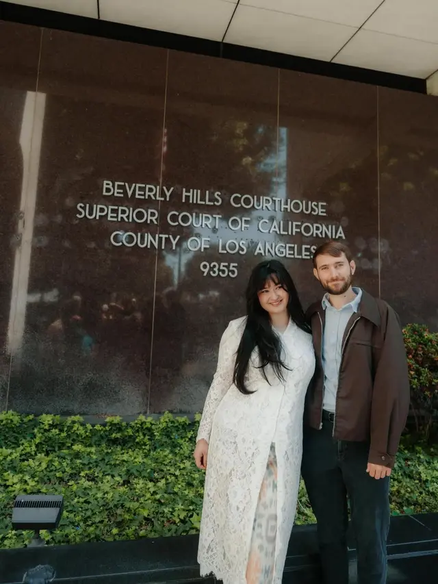 Potret Cantik Stephanie Poetri Menikah di Amerika dengan Busana Pengantin yang Super Sederhana, Titi DJ Pakai Kebaya Floral