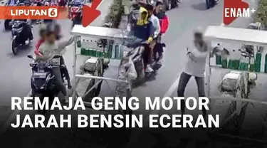 Aksi kriminal oleh remaja terekam CCTV disebut terjadi di Deli Serdang, Sumatera Utara. Rombongan remaja diduga geng motor menjarah bensin eceran saat konvoi di jalan pada Kamis (30/11/2023). Beberapa pelaku mengambil botol bensin tanpa rasa takut.