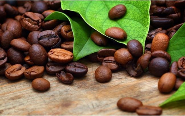 Nutrisi yang terkandung di dalam kopi bisa membuat bibir menjadi lebih lembut, halus dan mengesankan | Photo: Copyright Thinkstockphotos.com